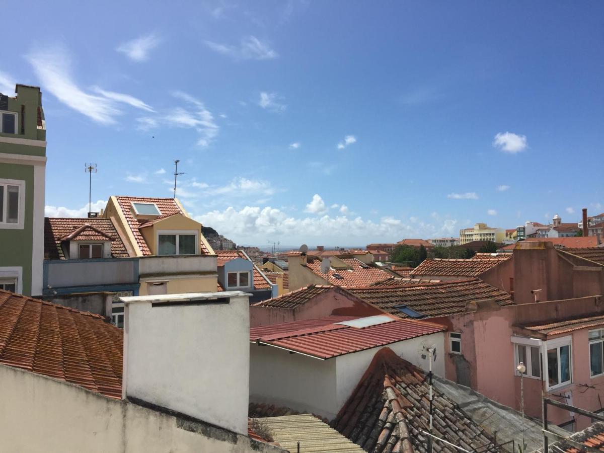 Central Lisbon With View Esterno foto